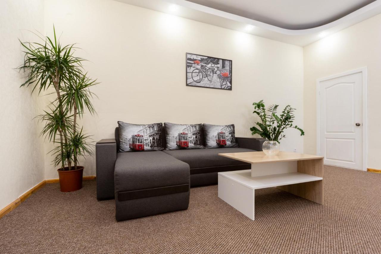 Apartment Center Of Odessa Luaran gambar