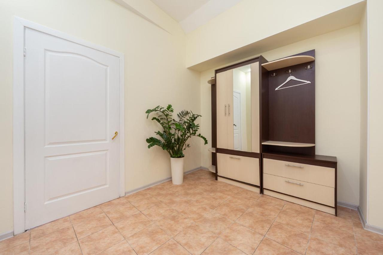 Apartment Center Of Odessa Luaran gambar